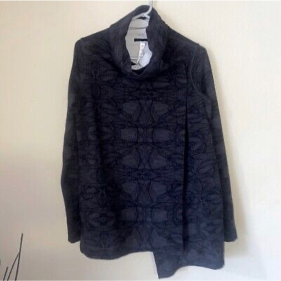 lululemon athletica Sweaters - RARE NWOT Lululemon Savasana Wrap with Lululemon Symbols